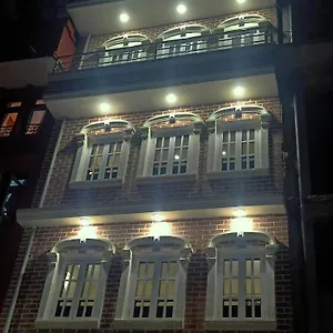 Nirvana Kuti , Katmandú Nepal