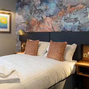 **** Ξενοδοχείο Keavan's Port Hotel, Ιρλανδία